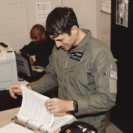 Jamison signing out gear