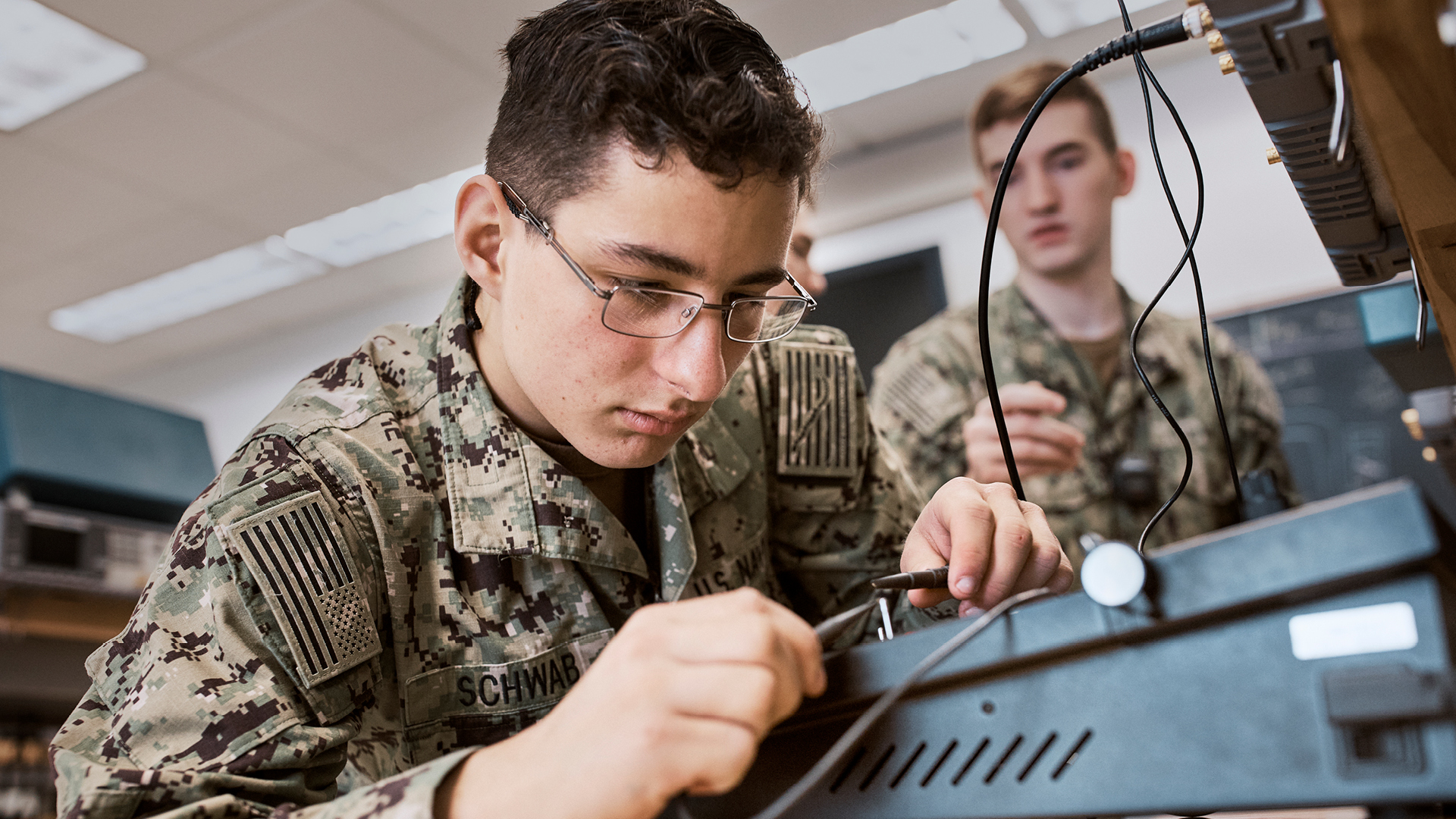 Thomas Schwab working on a wire