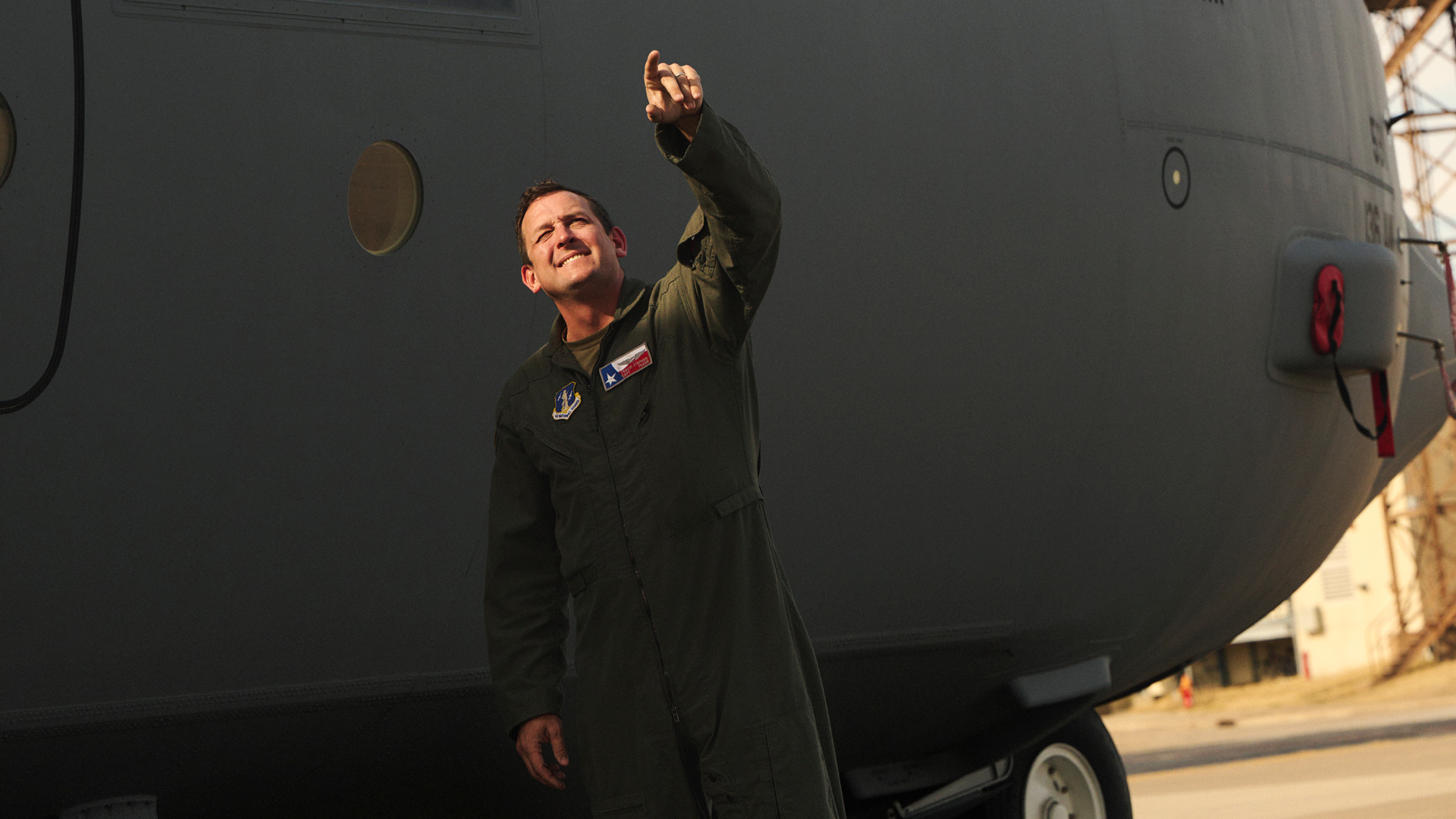 Travis Stephan inspecting a plane