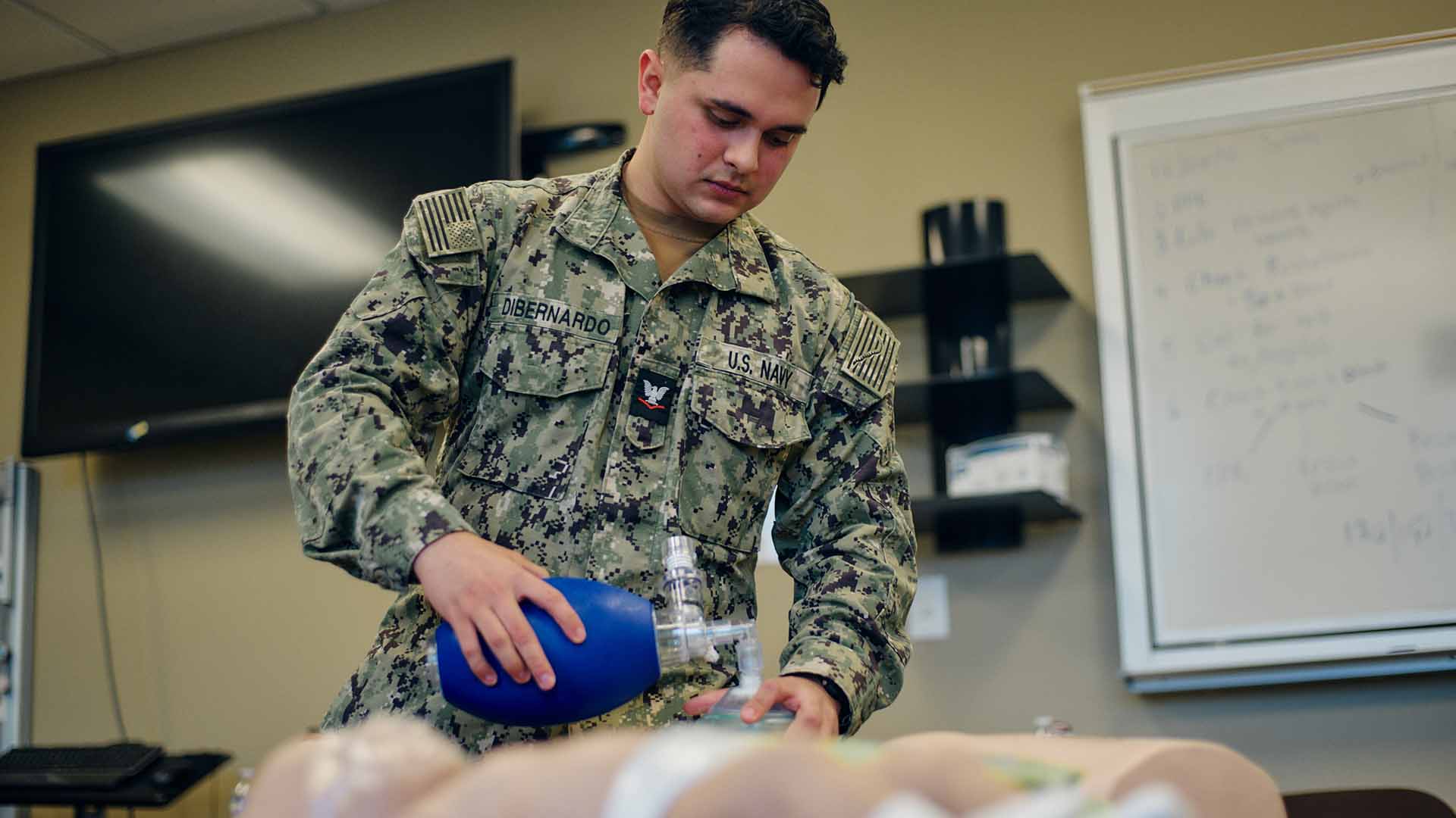 Marcus Di Bernardo demonstrating how to utilize tools.